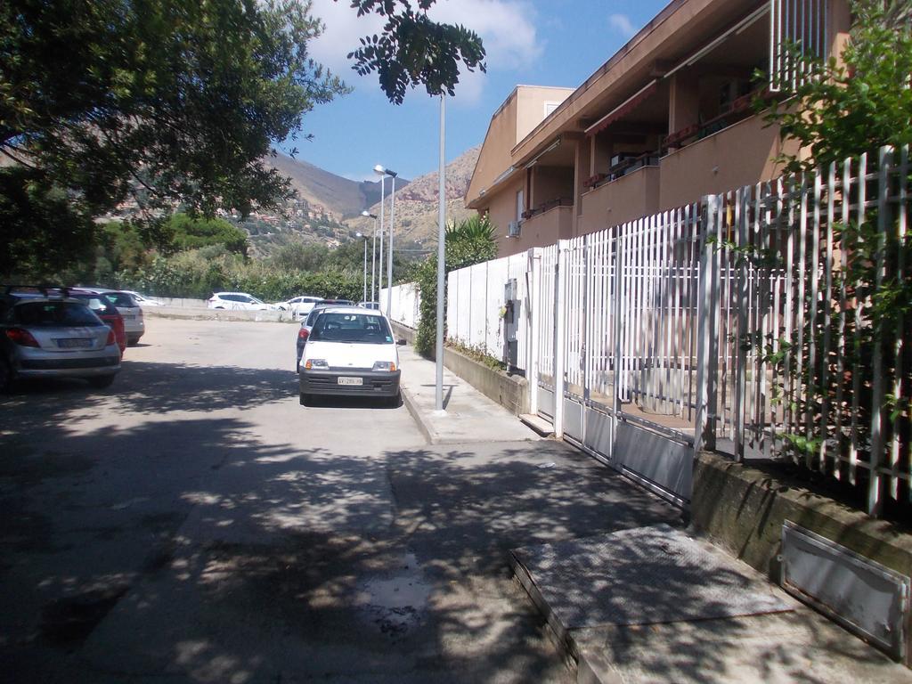 Nest Apollo Apartment Mondello Exterior photo